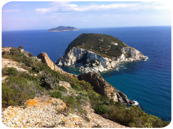 Vista di Gavi da Punta Incenso