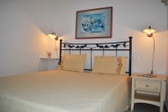 2ponza-BILOCALE-IBISCUS.jpg